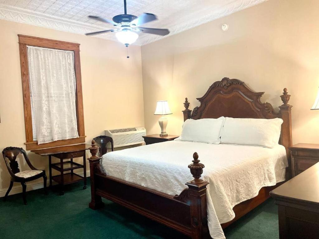 The Eastland Historic Hotel- Imperial Room Exterior foto